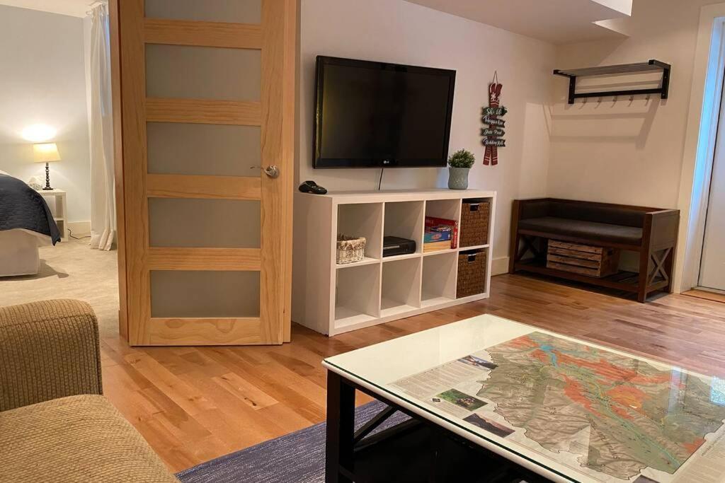 Hideaway On Quartz - 1Bed 1Bath Suite Golden Eksteriør billede